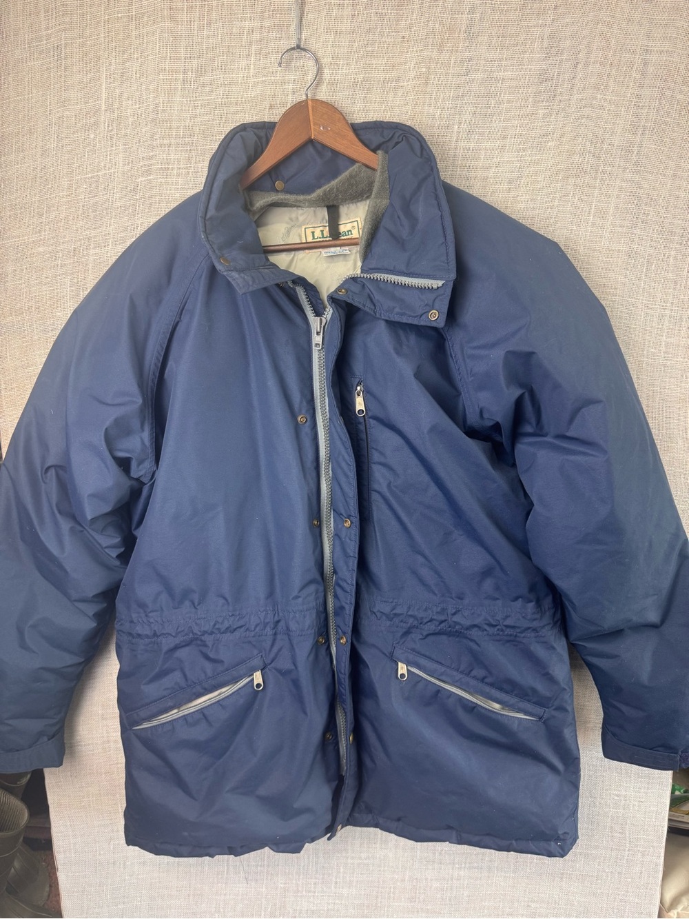 L.L. Bean Navy Blue Men's Puffer Jacket
